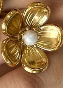 ANILLO FLOR CON PERLA